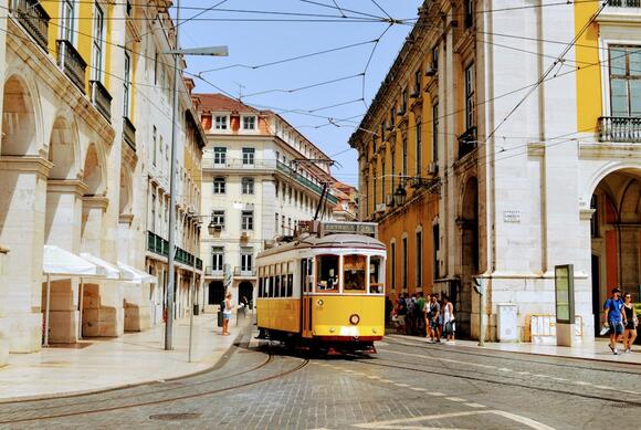 16 Cities Where Airbnb Has Ruined the Local Housing Market - NewsBreak