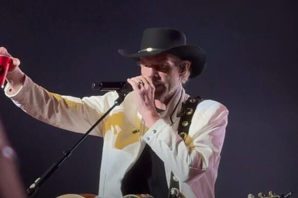 Watch The Great Toby Keith Perform “Should've Been A Cowboy” At His Final  Concert In Las Vegas - NewsBreak