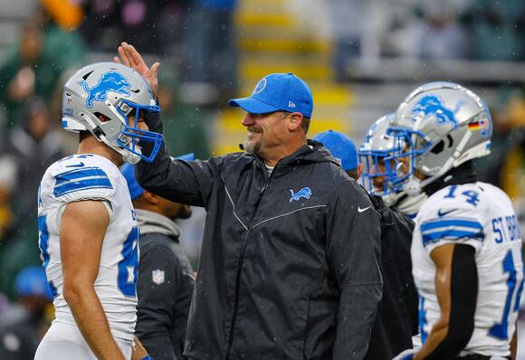 Dan Campbell calls Sam LaPorta situation a distraction for outside world, not Lions