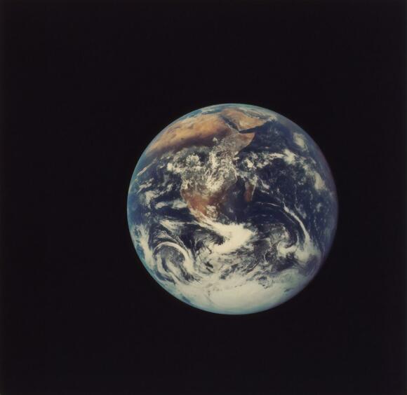 How the Moon Stabilizes Earth—And What Happens If It Drifts Away ...