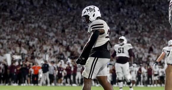 Mississippi State RB Fluff Bothwell out for remainder of game vs. Alabama - NewsBreak