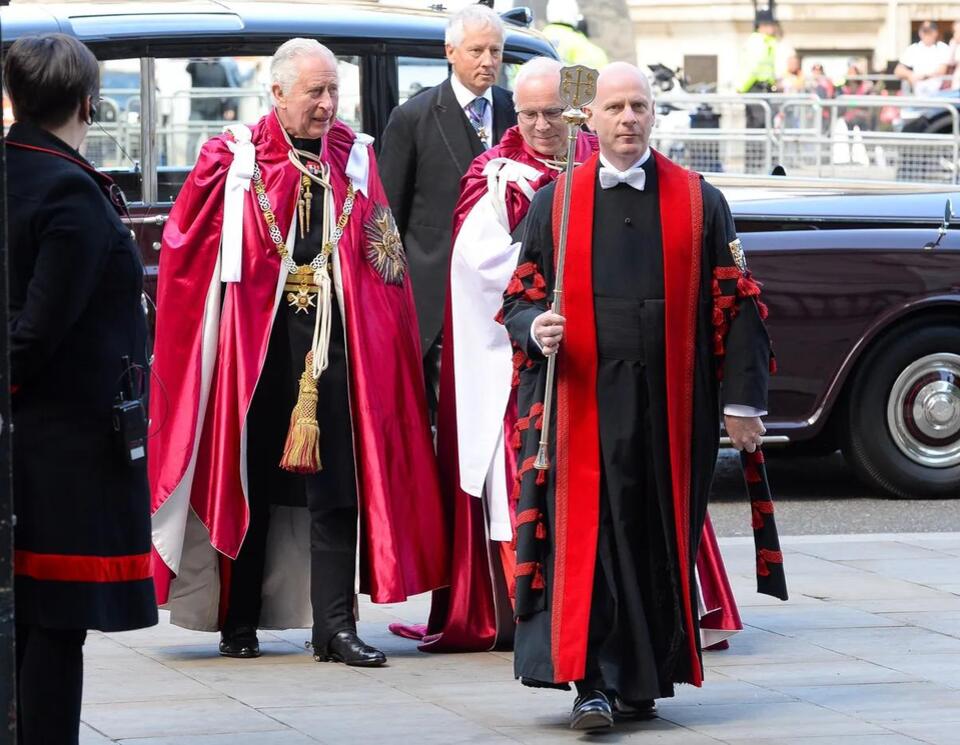 King Charles Hands Prince William a Title Prince Harry Will Never Have - NewsBreak