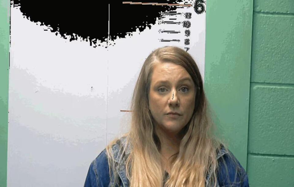 Dead dog found inside Middletown home leads to woman facing charge ...