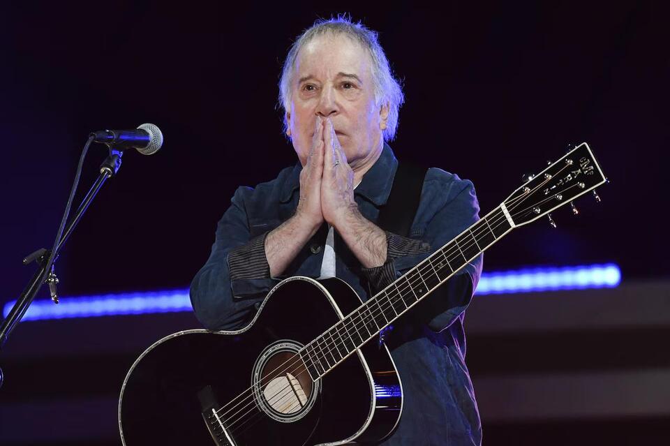 Legendary singer coming out of retirement with new tour at 83 - NewsBreak