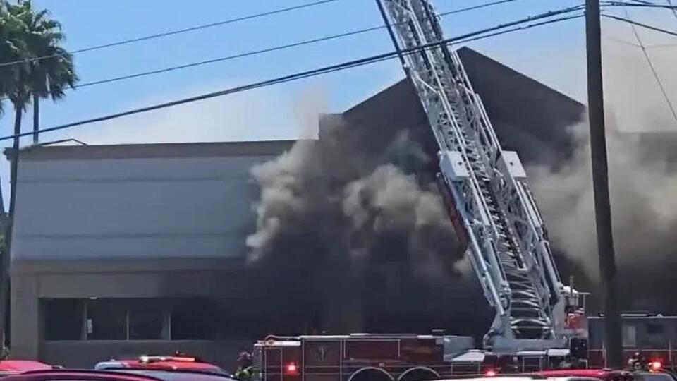 CVS catches fire in Kissimmee - NewsBreak