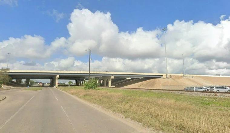 Man Killed By Train On Houston's South Side - NewsBreak