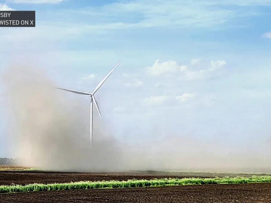 Travel Issues Expected In Western Suburbs As Blowing Dust Moves Into