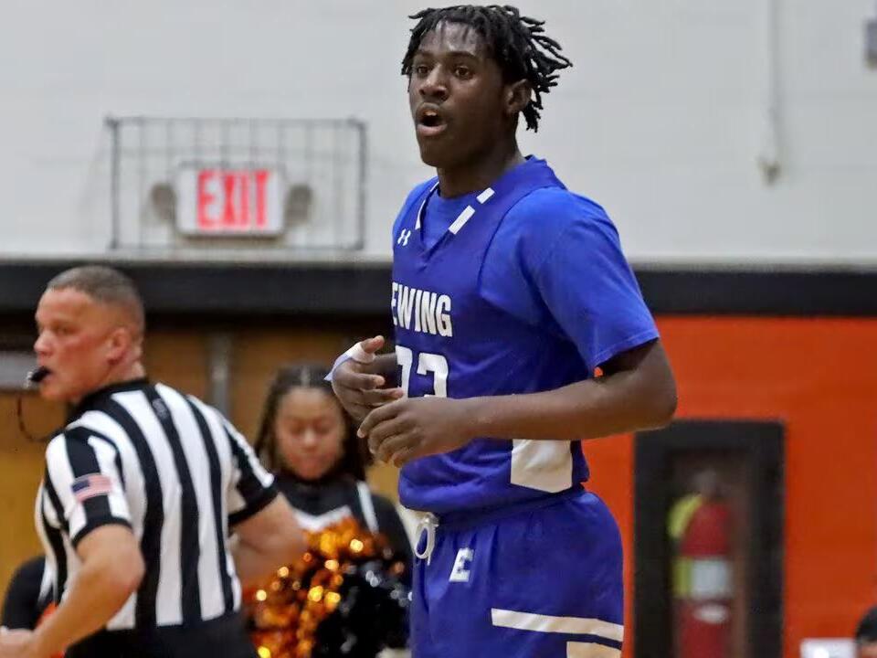 First half run by Ewing, keyed by defense, blows open CVC Valley title race