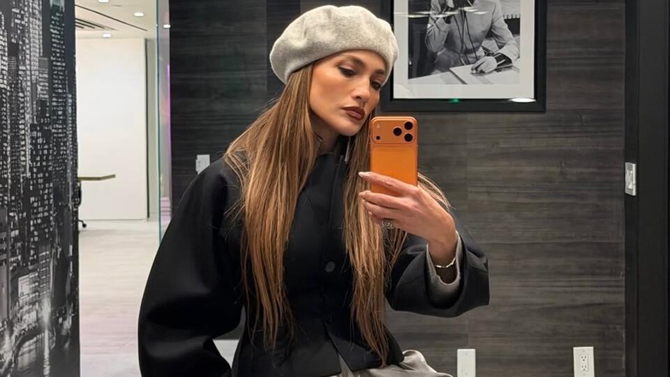 Jennifer Lopez’s Sports Bra Look Completes Her Morning Routine - NewsBreak