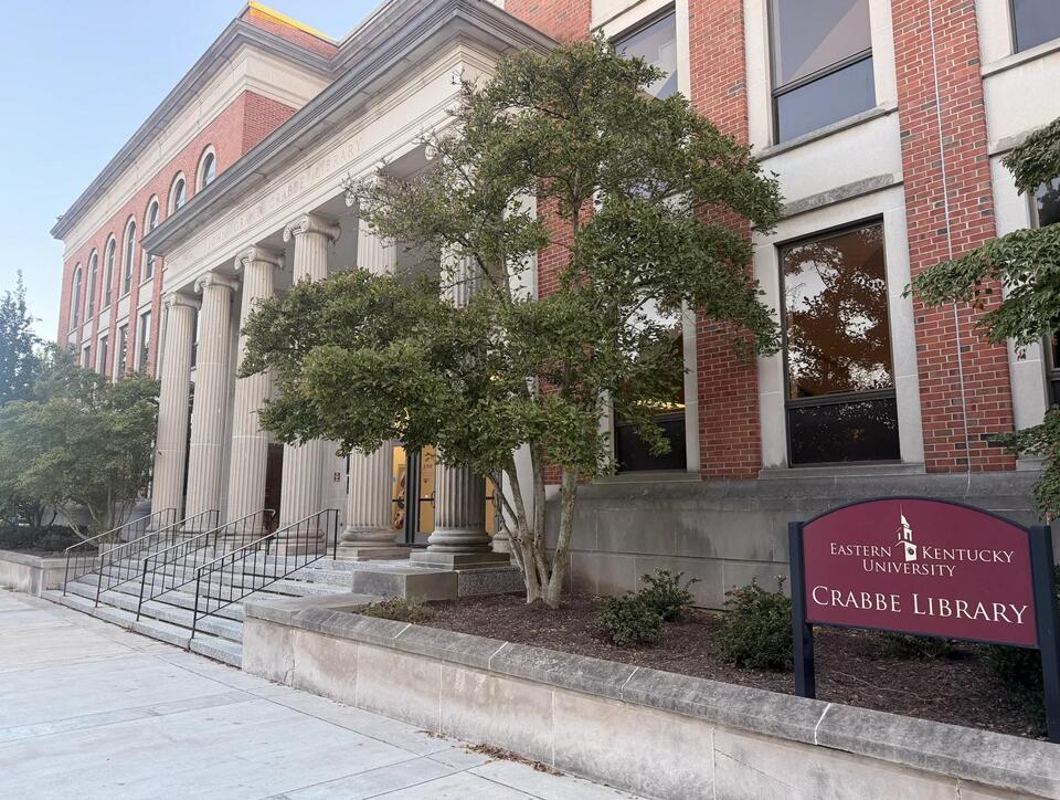 John Grant Crabbe Library’s new hours leave some EKU students adjusting ...