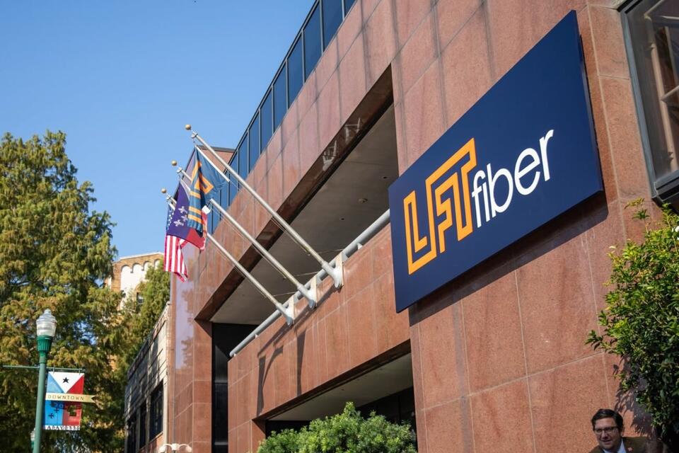 LFT Fiber Outage Disrupts Phone and Internet - NewsBreak