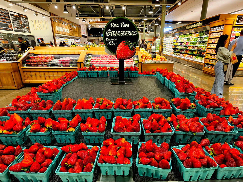 (VIDEO) Inside the New Bristol Farms Newfound Market at Irvine Spectrum