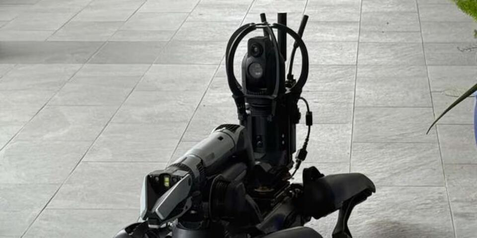 Laredo police welcome ‘Raptor,’ a half-million-dollar robot dog, as ...