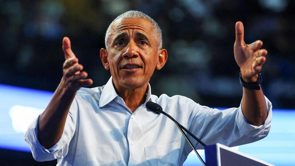 Obama Responds to Trump’s Criticism over his Cheesecake Factory Comment