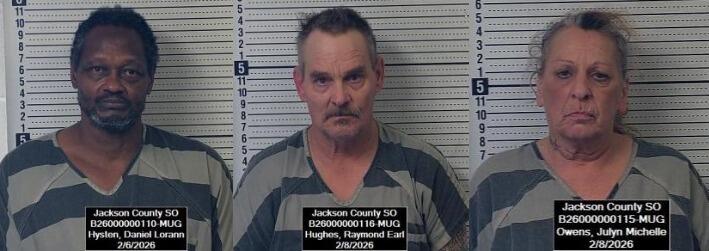 Four arrested after two weekend Jackson Co traffic stops - NewsBreak