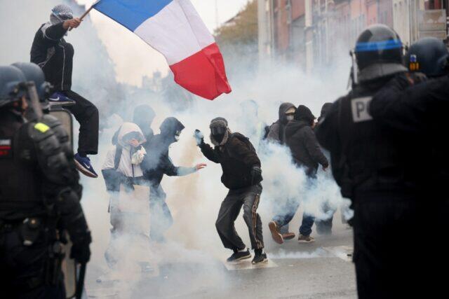 Clashes break out in Paris, other French cities amid fresh protests ...
