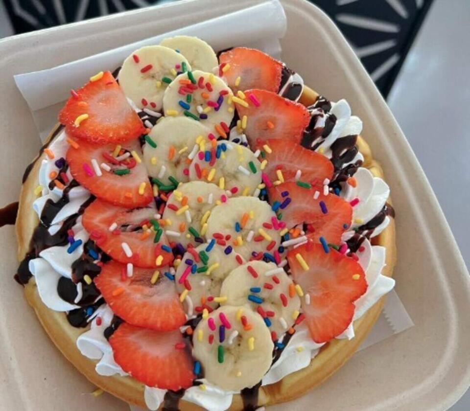 New Tri-City eats: Pizza shop + waffles and Nepali food + bakery and ...