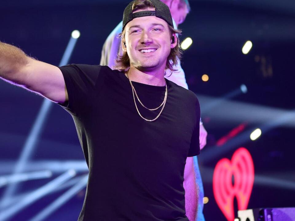 Why Florida Fans Are Blaming Wallen For Their Quarterback Graham