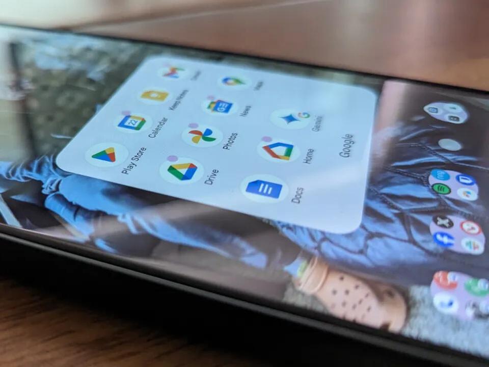 3 ways to stop Android apps running in the background and why I always do