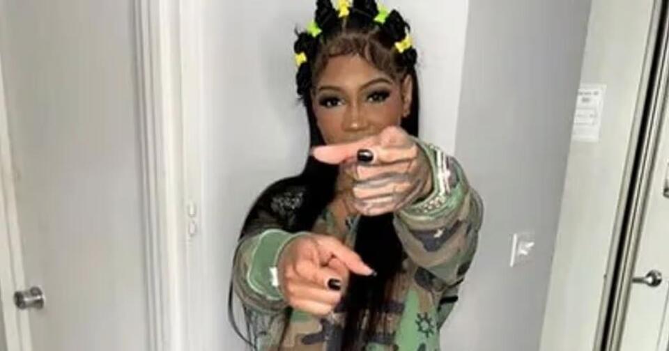 Teen rapper smirks in mugshot as she's arrested for allegedly filming ...