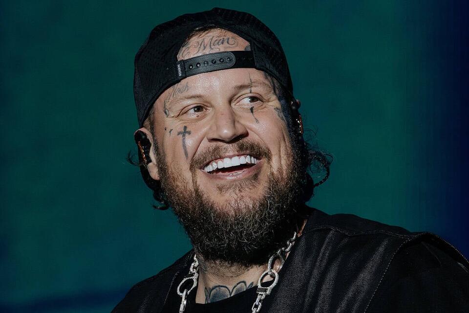 Jelly Roll Talks Face Tattoos, Weight Loss, and Reclaiming His Life ...
