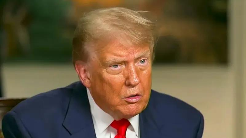 'We do that': Trump stuns Fox News host by admitting crimes against