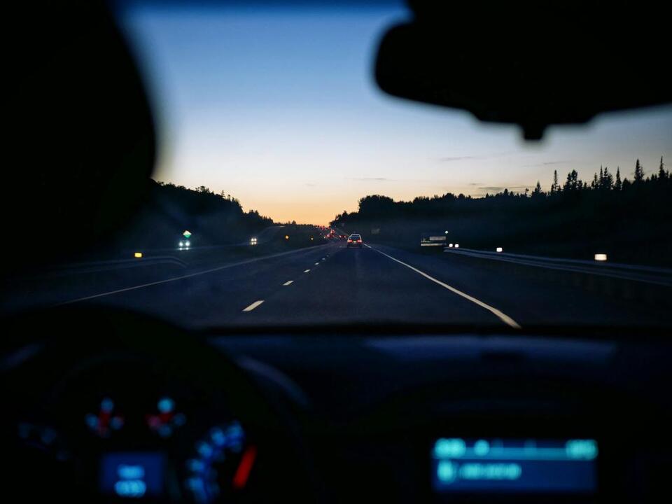 🔥 Dark Until 9 AM: The Harsh Reality of Permanent Daylight Saving Time