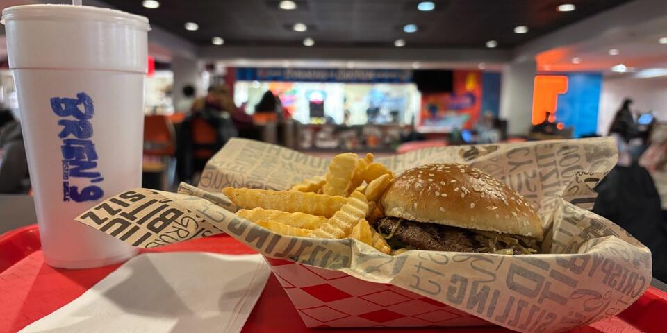 Brien’s Bistro now open in Illini Union food court - NewsBreak