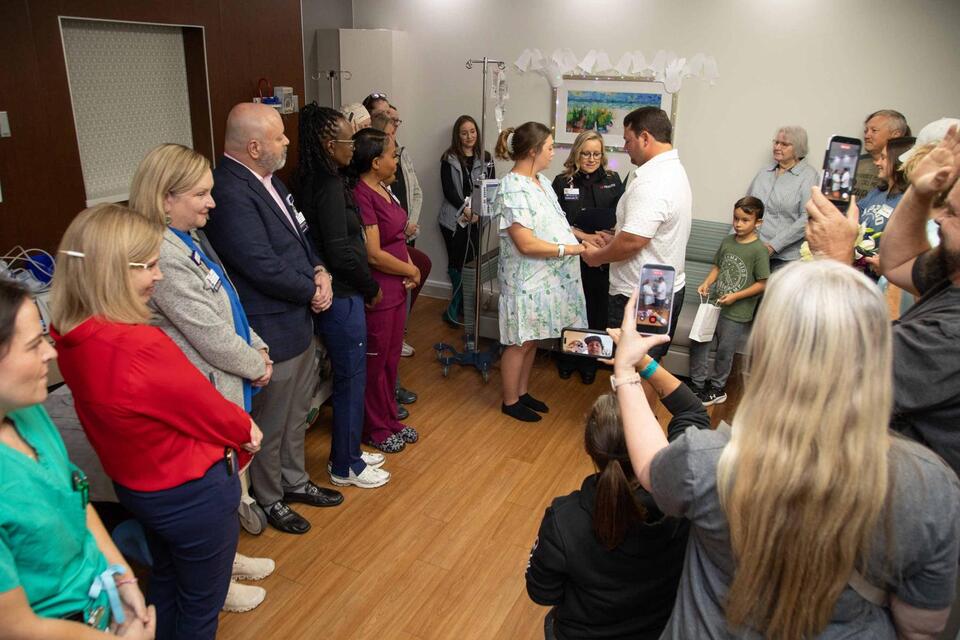 Labor room at USA Health Children’s & Women’s Hospital becomes wedding ...