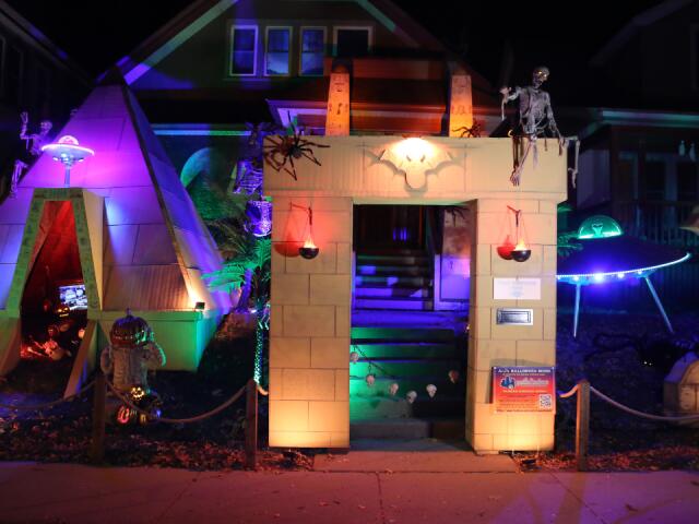 Ancient aliens seen at A&J's Halloween House in Bay View - NewsBreak