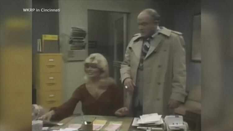 Actress Loni Anderson dies at 79 - NewsBreak