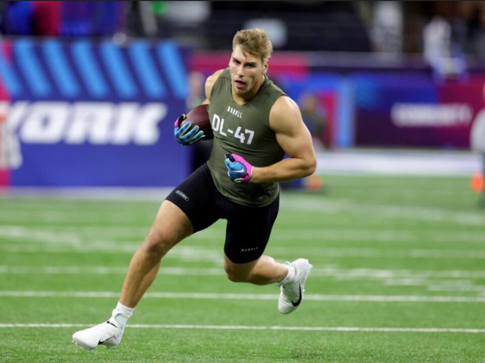 Hockey helped Packers’ Van Ness develop into 1stround pick