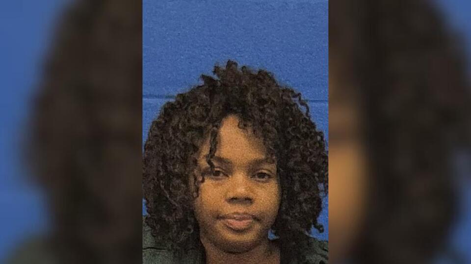 Woman arrested, accused of shooting neighbor through apartment floor ...