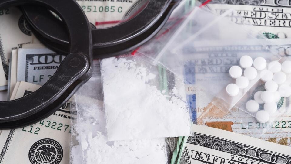 Bloods Gang Indicted in Newark Drug & Gun Case - NewsBreak
