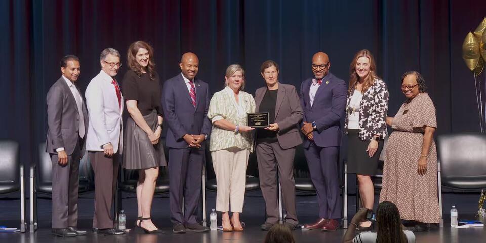 A.C. Flora High School given state ‘school of excellence’ award - NewsBreak