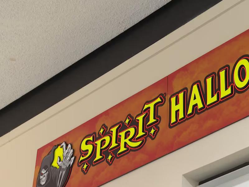 Spirit Halloween returns to Alexandria Mall for grand opening
