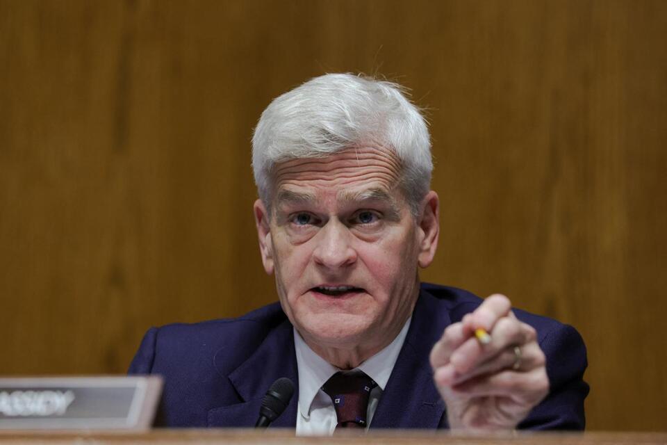 Image for 'Almost an insult': Republican senator slams CDC over autism, vaccines website