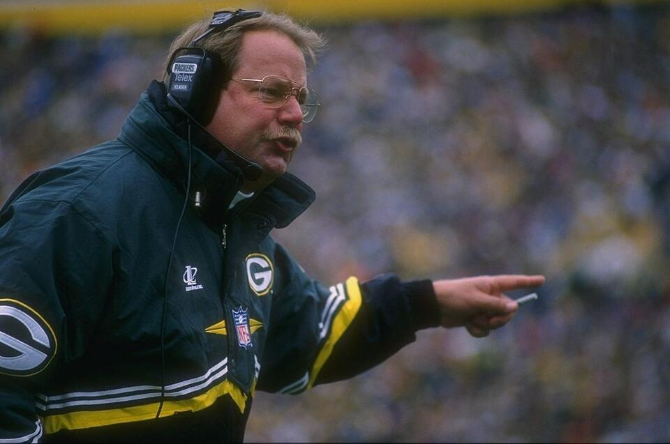 Green Bay Packers Fans Fooled by Fake Mike Holmgren News Post - NewsBreak
