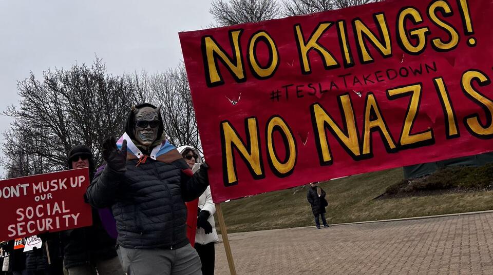 Activists gather outside Somerset Mall for ‘Tesla Takedown’ rally ...