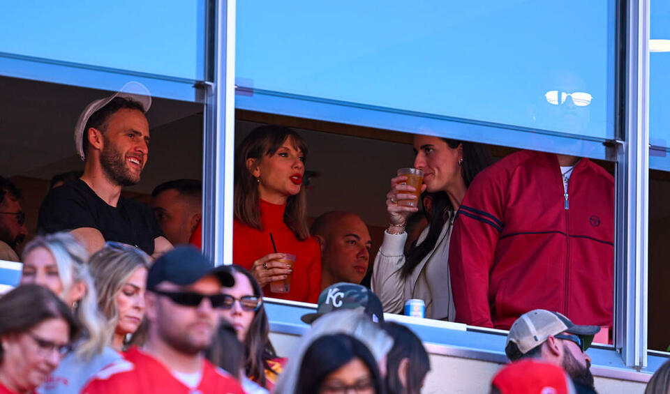 Taylor Swift joined by Caitlin Clark and Este Haim at Chiefs-Chargers ...