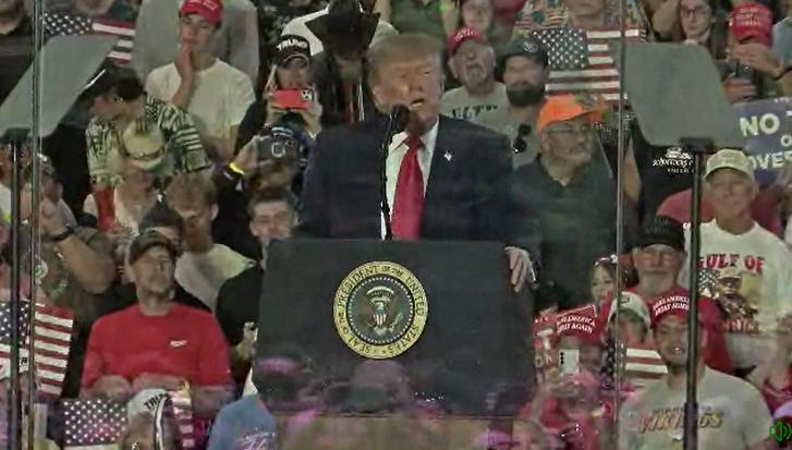 President Donald Trump hosted rally in Sioux City - NewsBreak
