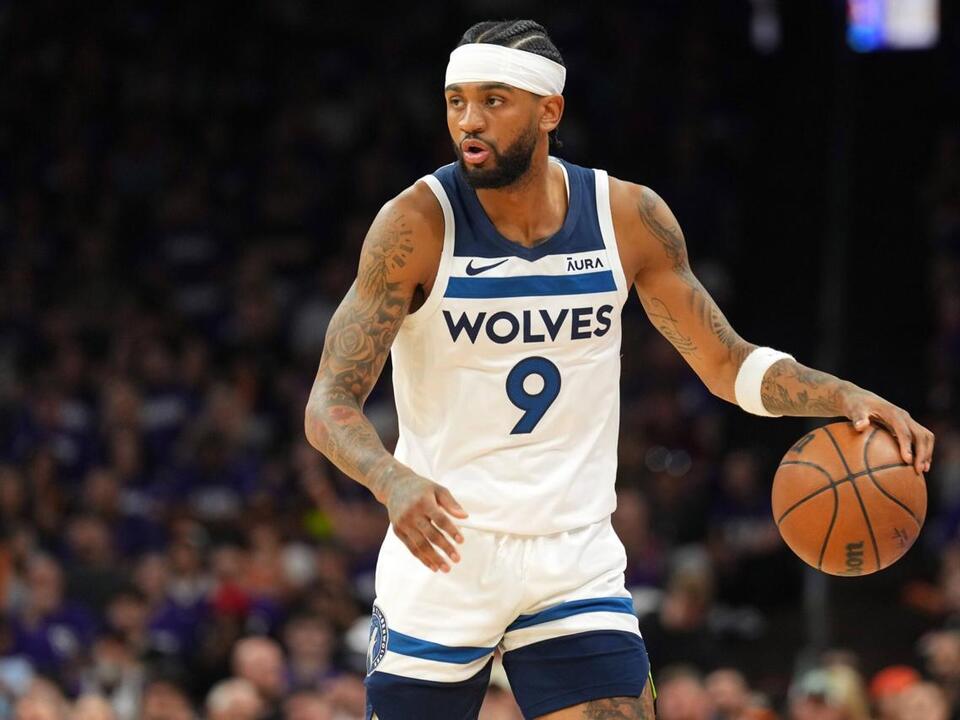 Timberwolves Set To Lose AlexanderWalker To Keep Naz Reid