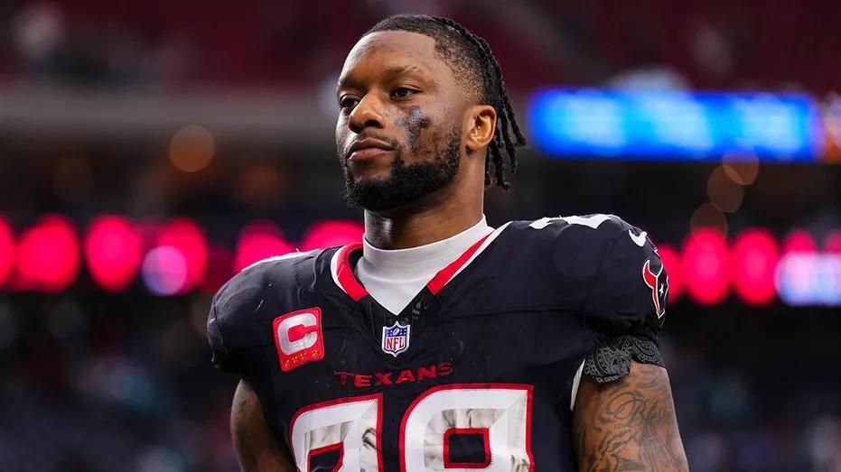Comeback canceled: Seahawks ditch plan to sign veteran RB Joe Mixon ...