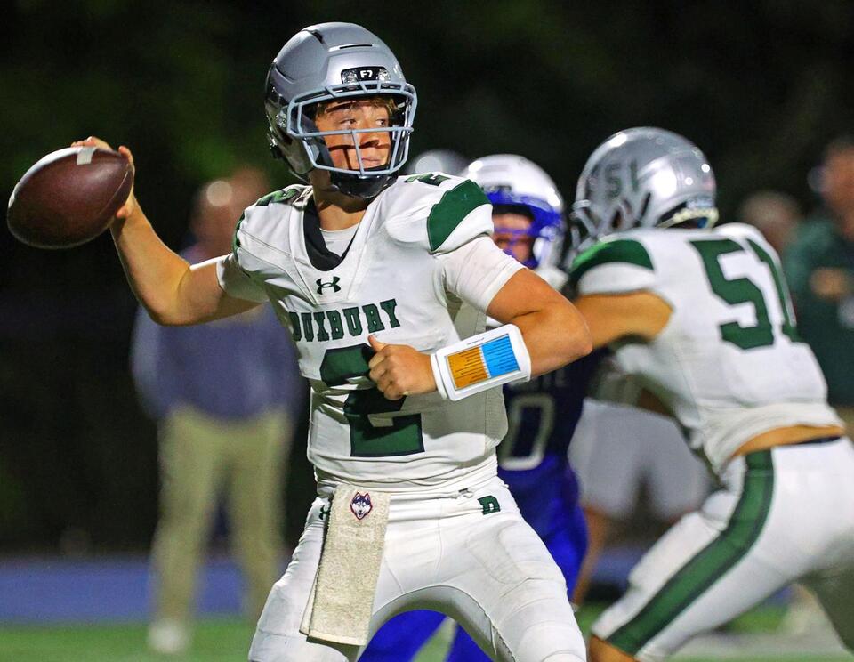 South Shore high school football scores and highlights (Sept. 18-19) - NewsBreak