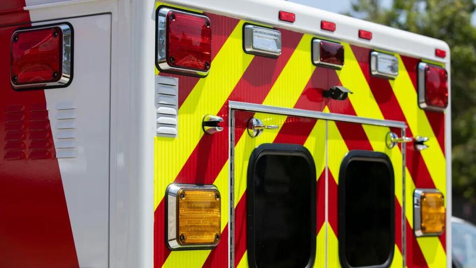 Maine man killed, 2 others hurt in Winthrop crash - NewsBreak