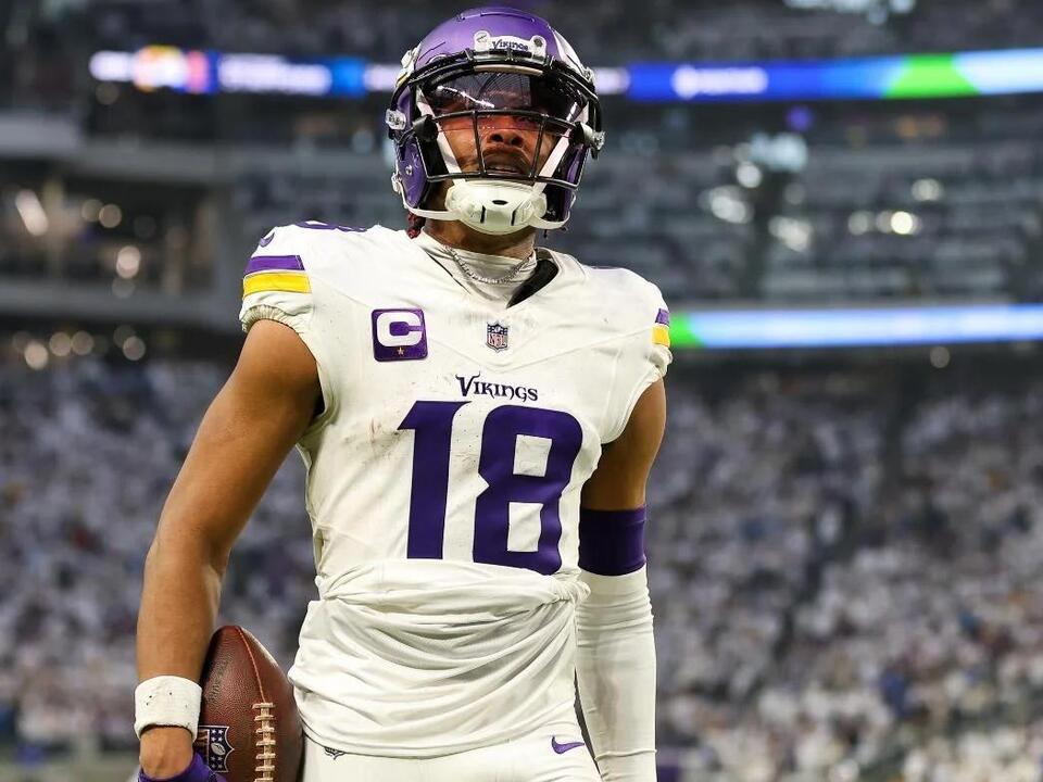 Lions vs. Vikings odds, spread, line, time 2024 NFL picks, Week 18