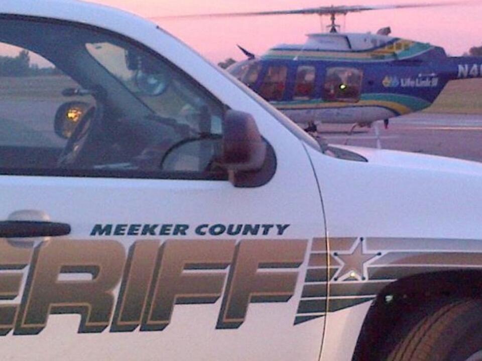 New Ulm man dies after crashing into Meeker County ditch