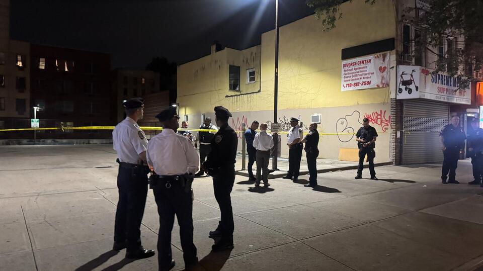 Man fatally shot in the chest in Olinville - NewsBreak