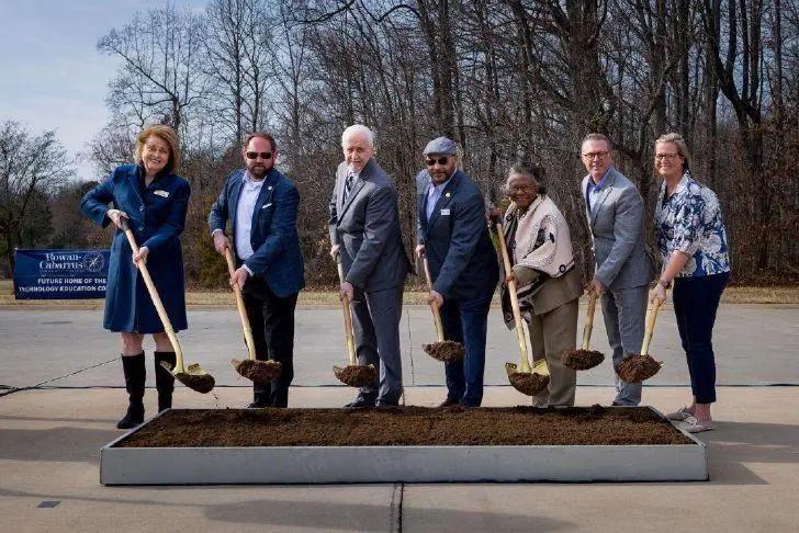 Rowan-Cabarrus breaks ground on tech ed complex - NewsBreak