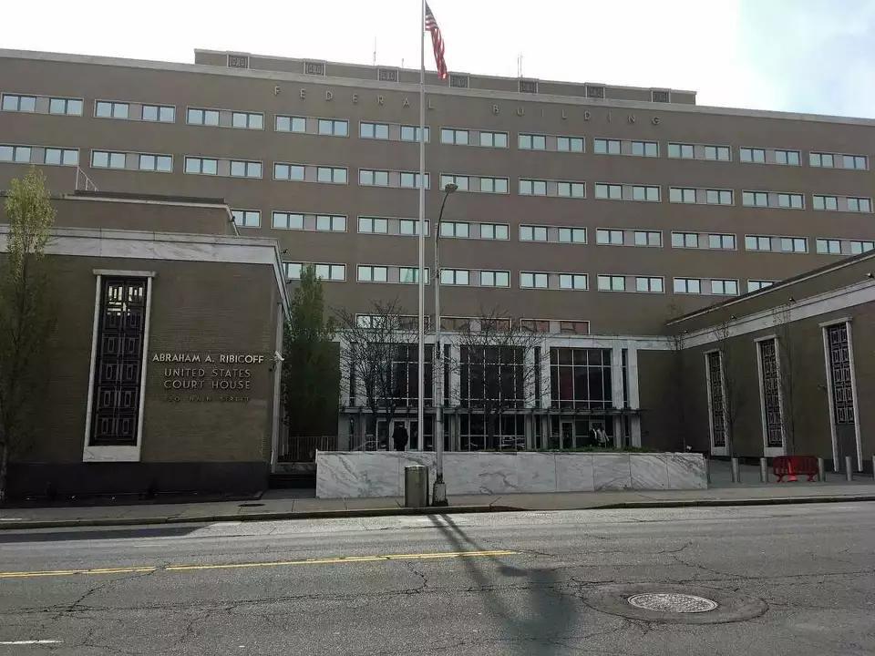2 Connecticut men face US citizenship revocation after sex abuse, fraud convictions
